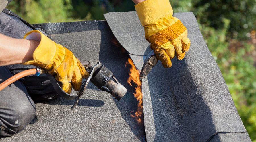 Expert Emergency Roof Repairs services in Willington, CT